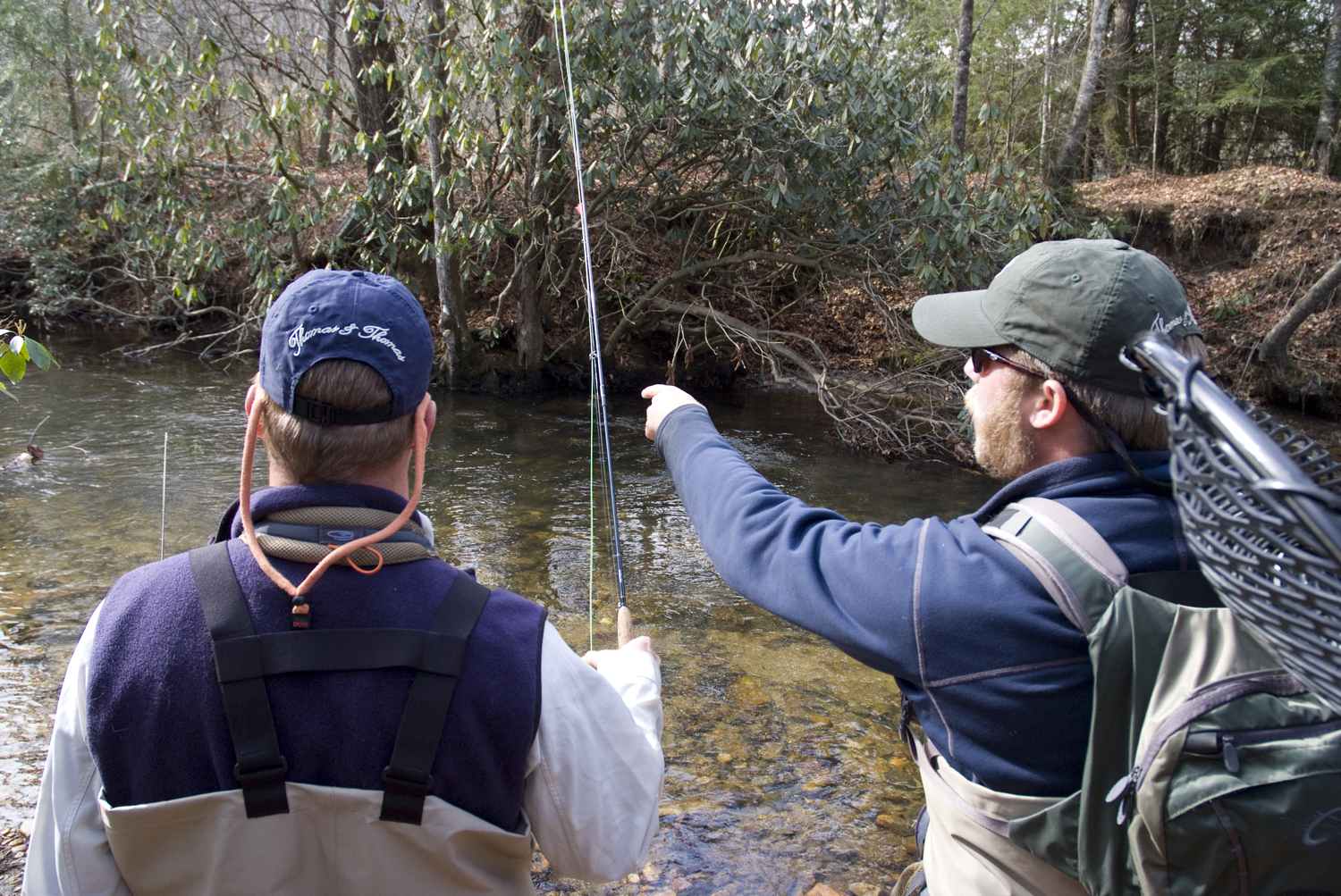 Tipping Fly Fishing Guides: Complete Overview